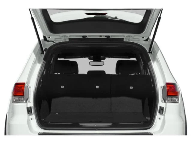 Used 2021 Velvet Red Pearlcoat Jeep Laredo X image 15