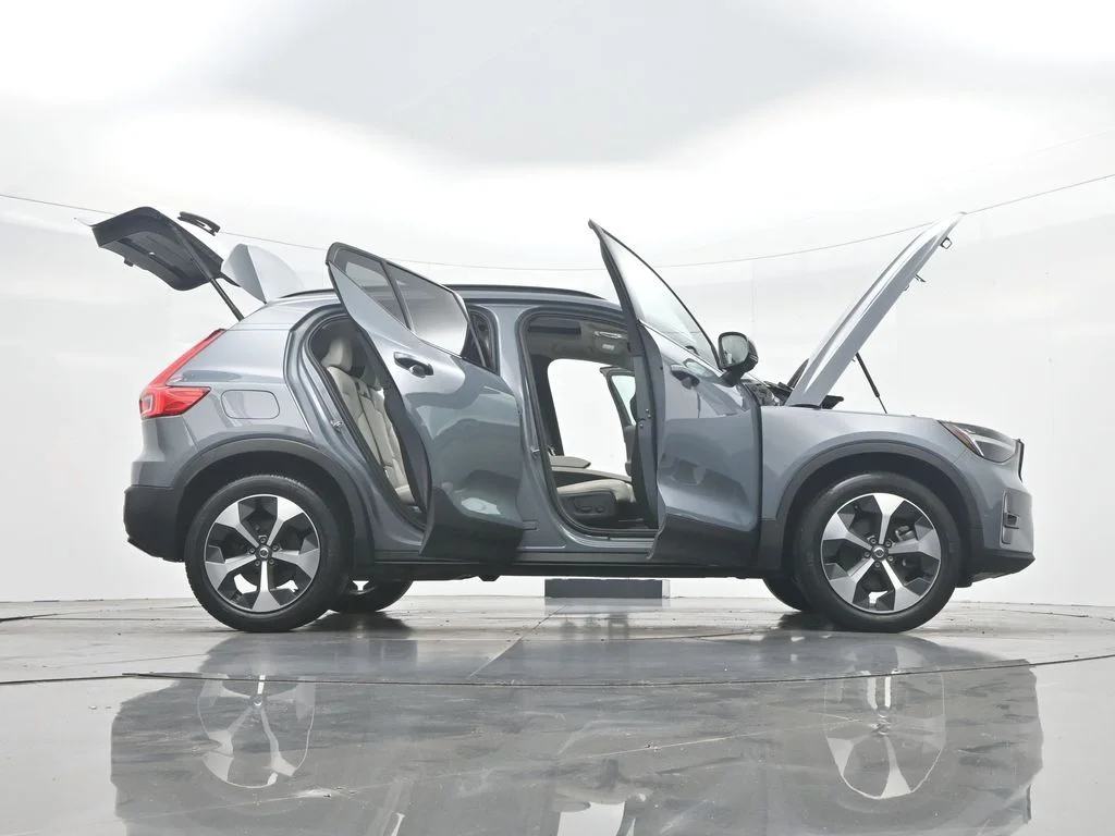 Certified Used 2023 Blue Volvo Ultimate image 50