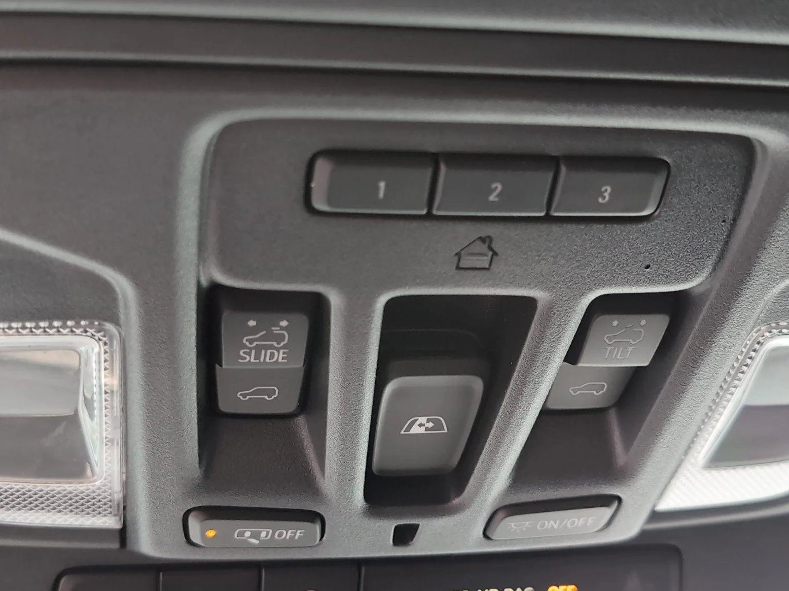 Used 2022 Northsky Blue Metallic Chevrolet High Country image 22