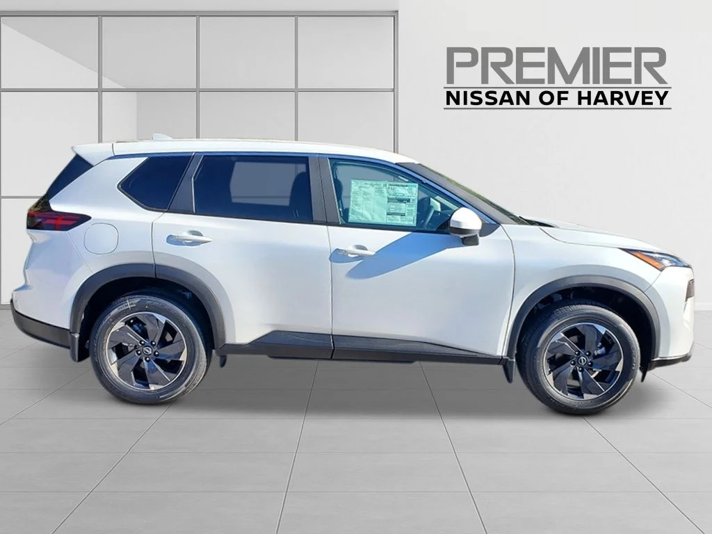 New 2026 Everest White Pearl TriCoat Nissan SV image 3