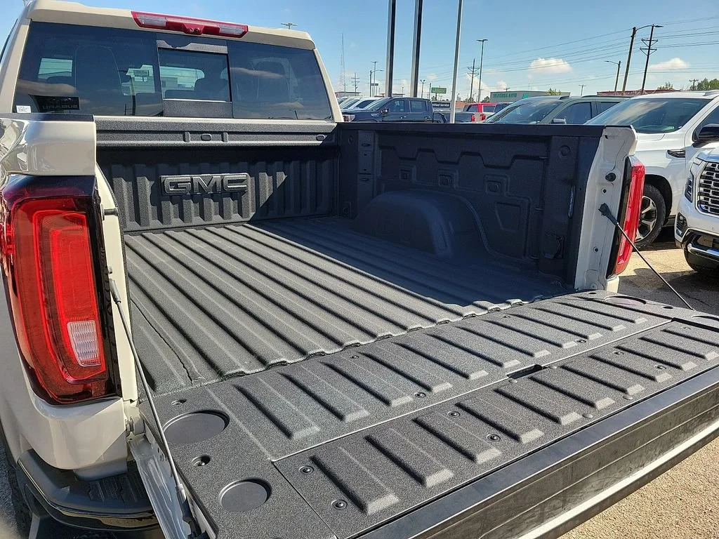 2026 GMC Sierra 1500 AT4X - Photo 15