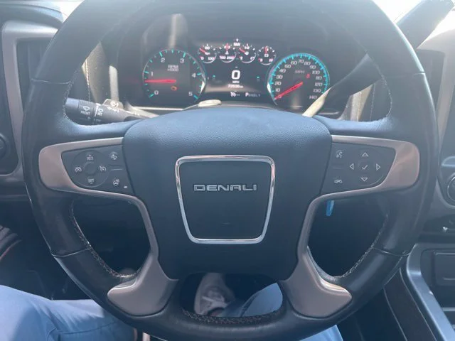 Used 2017 SUMMIT WHITE GMC Denali image 35