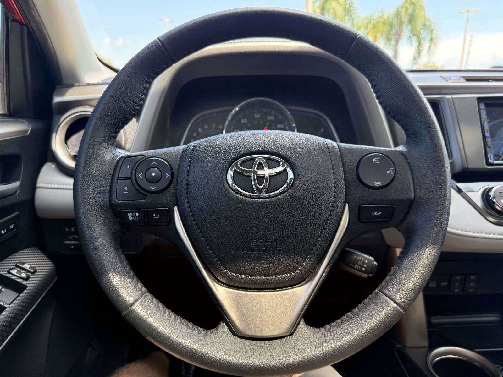 Used 2014 Barcelona Red Metallic Toyota Limited image 28