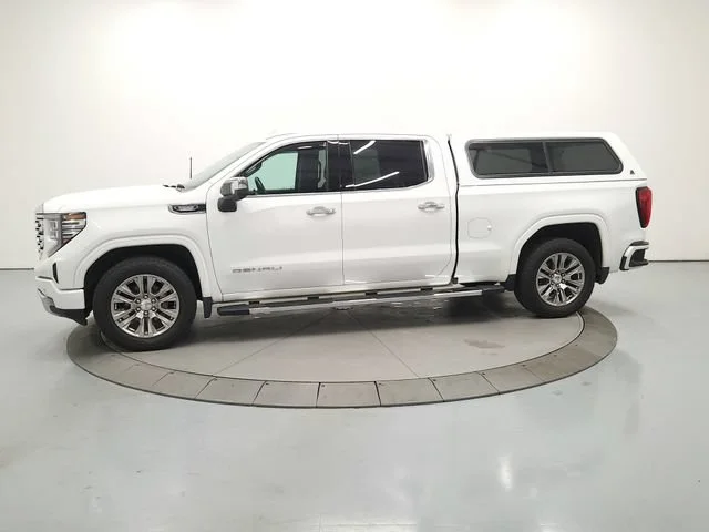 Used 2023 Summit White GMC Denali image 5