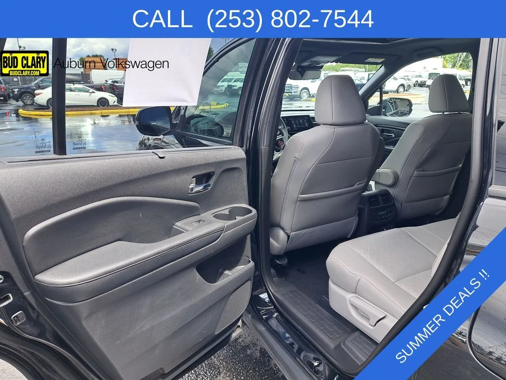 Used 2019 Black Honda Touring image 30