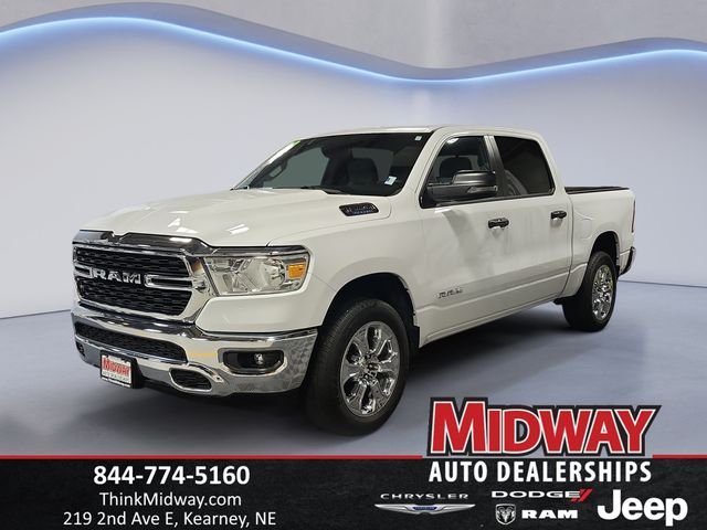 2023 RAM 1500 Big Horn/Lone Star 4x4 Crew Cab 5'7's photo