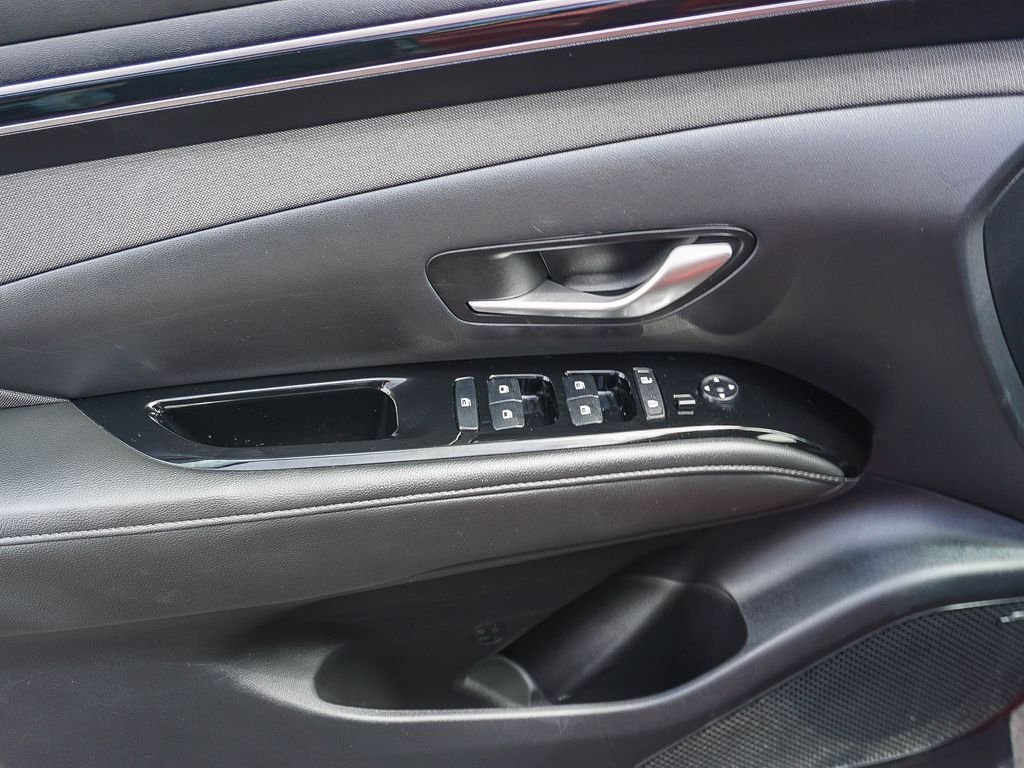 Used 2022 Red Hyundai Limited image 19