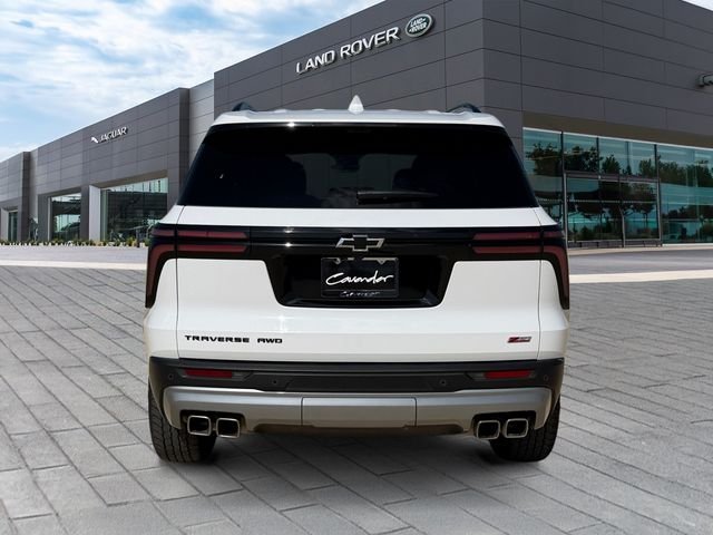 Used 2024 White Chevrolet Z71 image 4