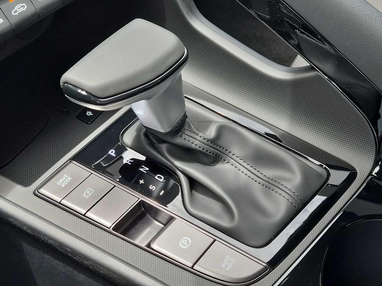 New 2026 Ecotronic Gray Hyundai SEL Sport Premium image 30