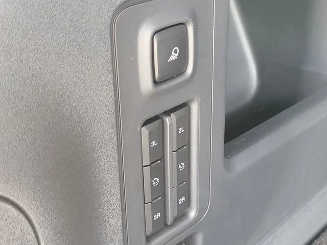 New 2027 White Metallic Ford King Ranch image 10
