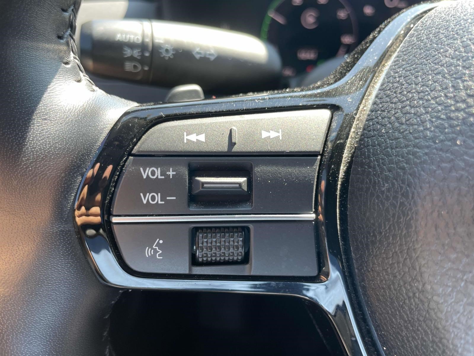 Used 2025 Blue Honda Touring image 19