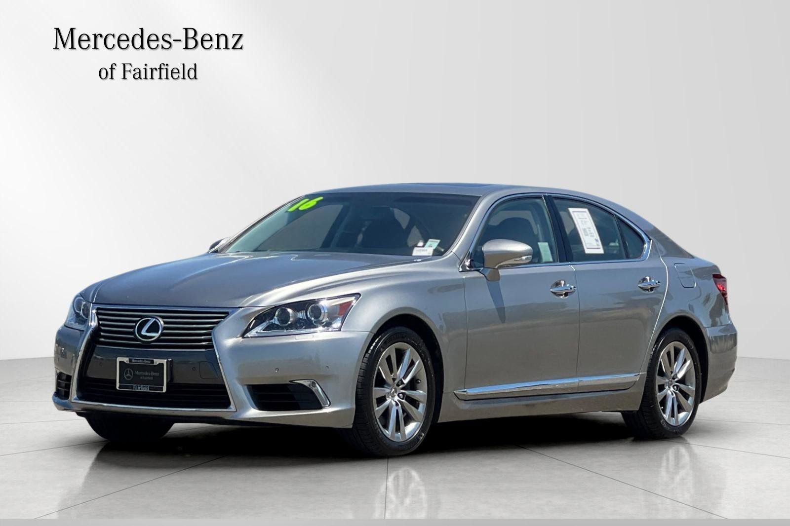 2016 Lexus LS 500 460's photo