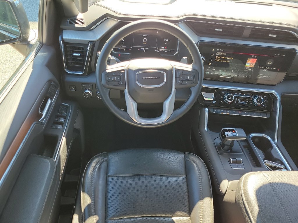 Used 2025 Onyx Black GMC Denali image 13