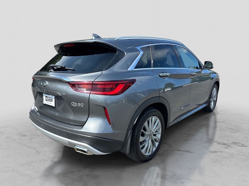 Certified Used 2023 Gray INFINITI LUXE image 5