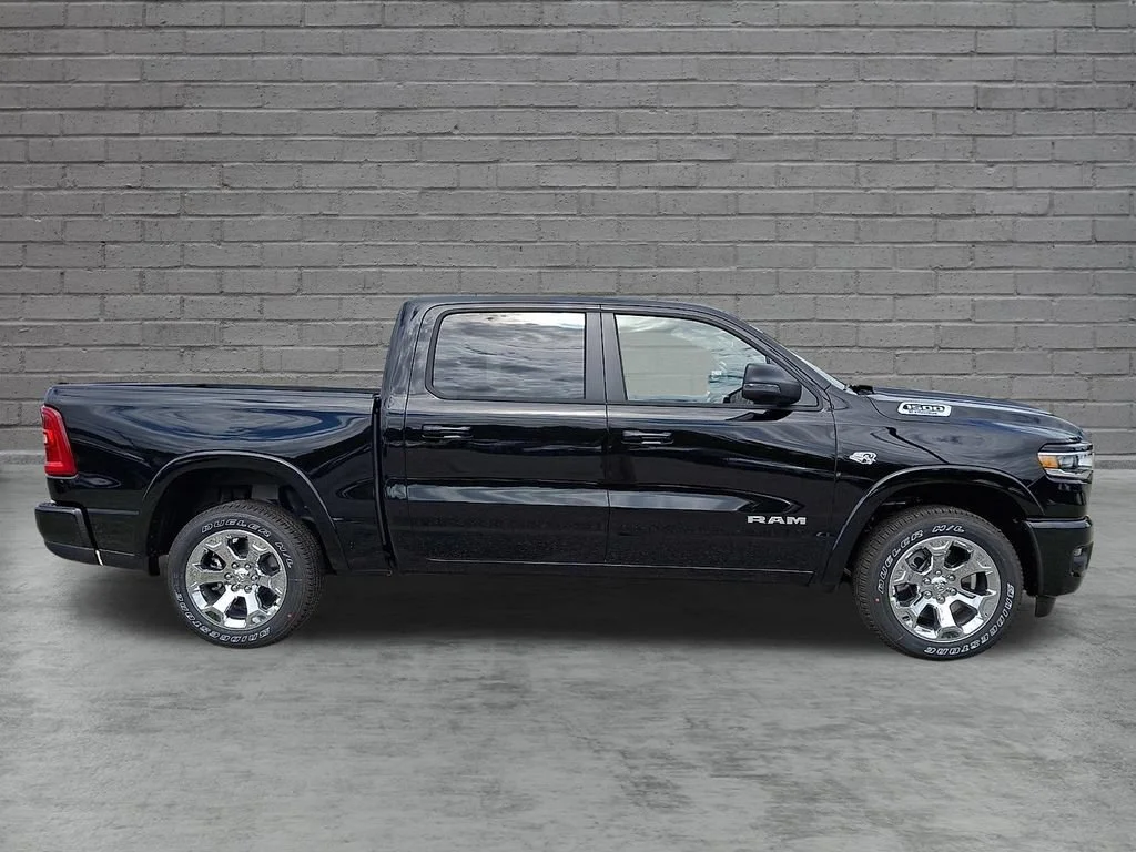 New 2027 Diamond Black Crystal Pearlcoat Ram Big Horn image 9