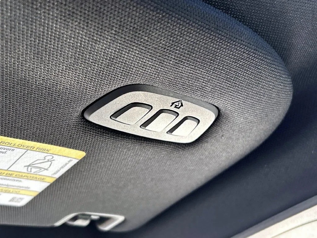 Used 2023 Black Metallic Ford Lariat image 38