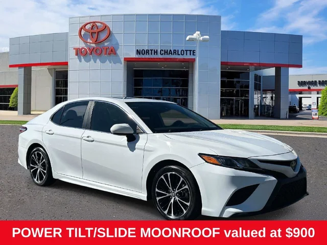 2020 Toyota Camry SE