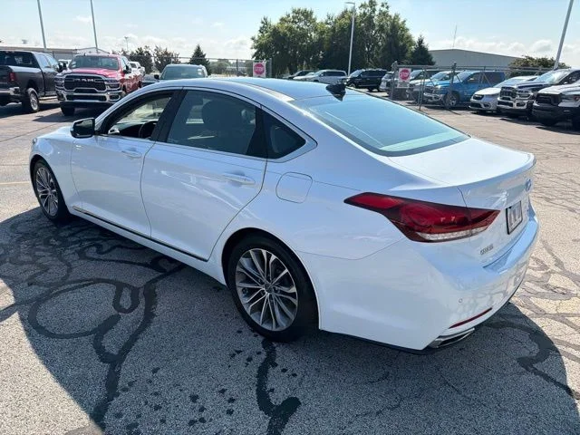 Used 2015 White Hyundai 3.8 image 5