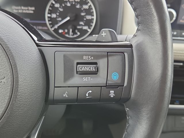 Used 2021 Pearl White Nissan SL image 20