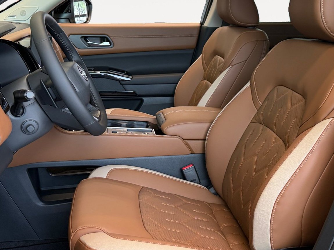 New 2026 Everest White Pearl Tricoat Nissan Platinum image 26