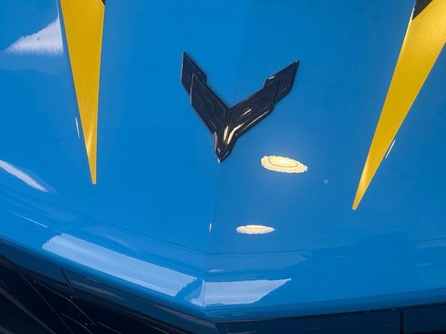 Used 2023 Rapid Blue Chevrolet 3LZ image 9