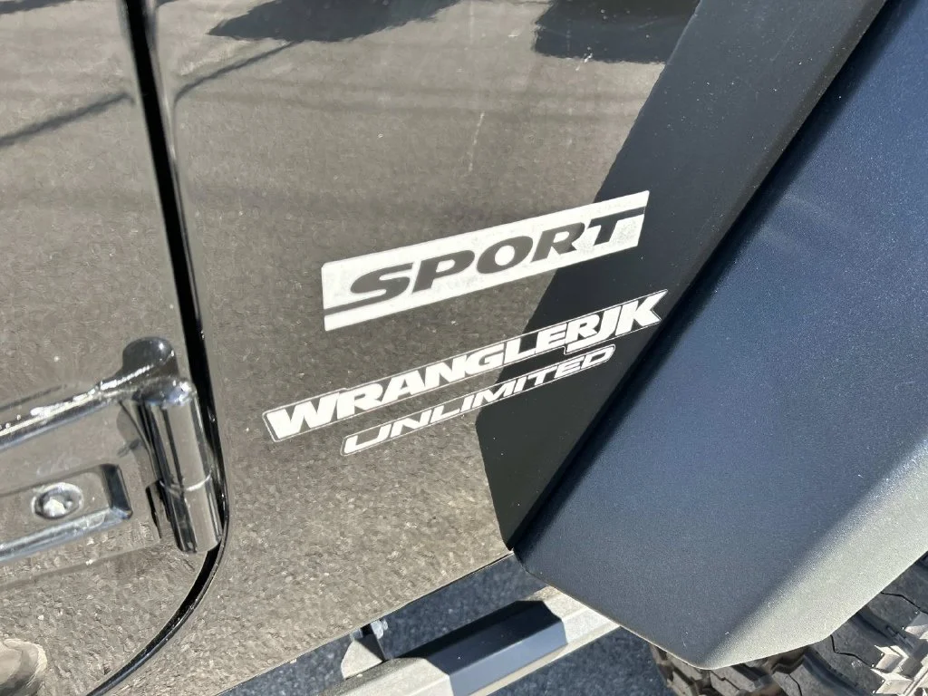 Used 2018 Black Jeep Unlimited Sport image 32