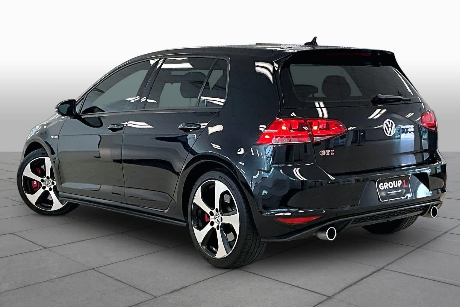 Used 2017 BLACK Volkswagen Autobahn image 10
