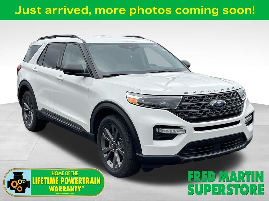 2021 Ford Explorer XLT 4WD photo