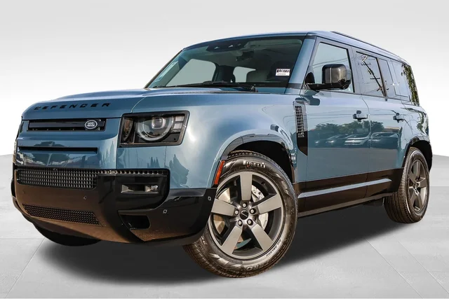 2026 Land Rover Defender 110 X-Dynamic SE