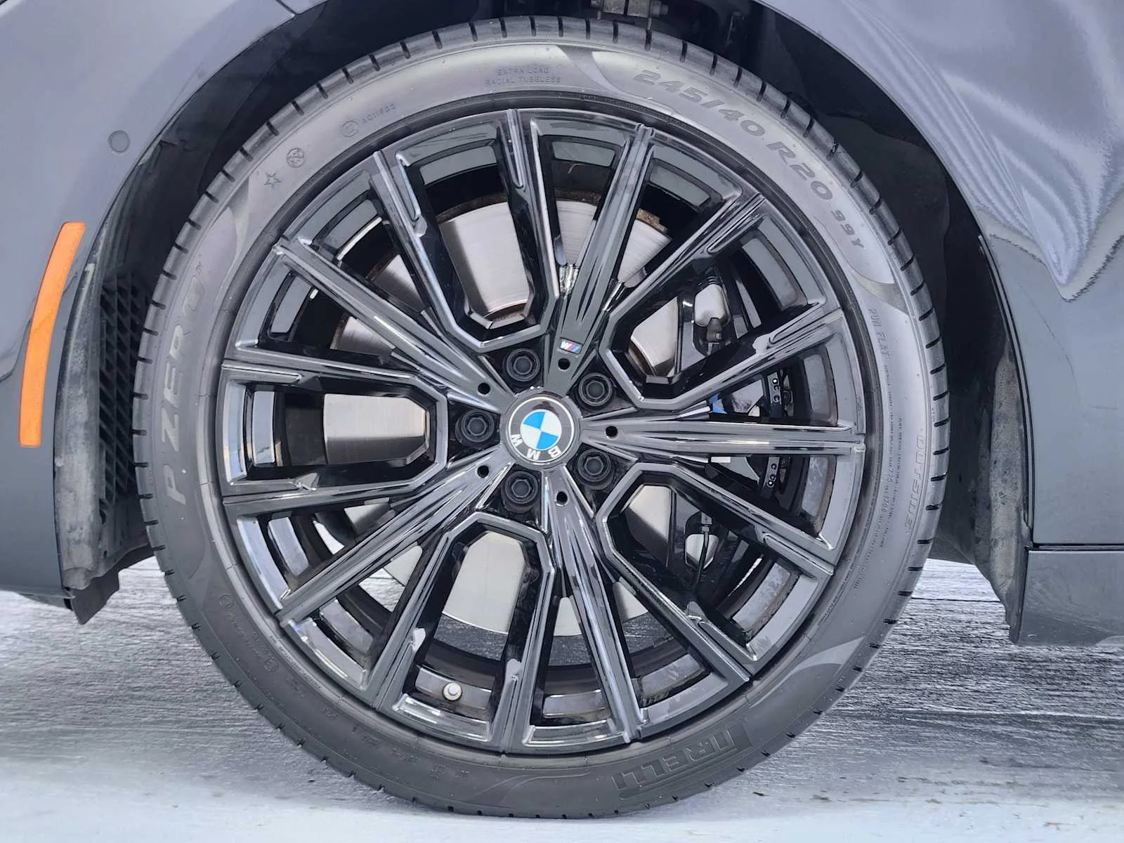 Used 2022 Black Sapphire Metallic BMW 750i xDrive image 11