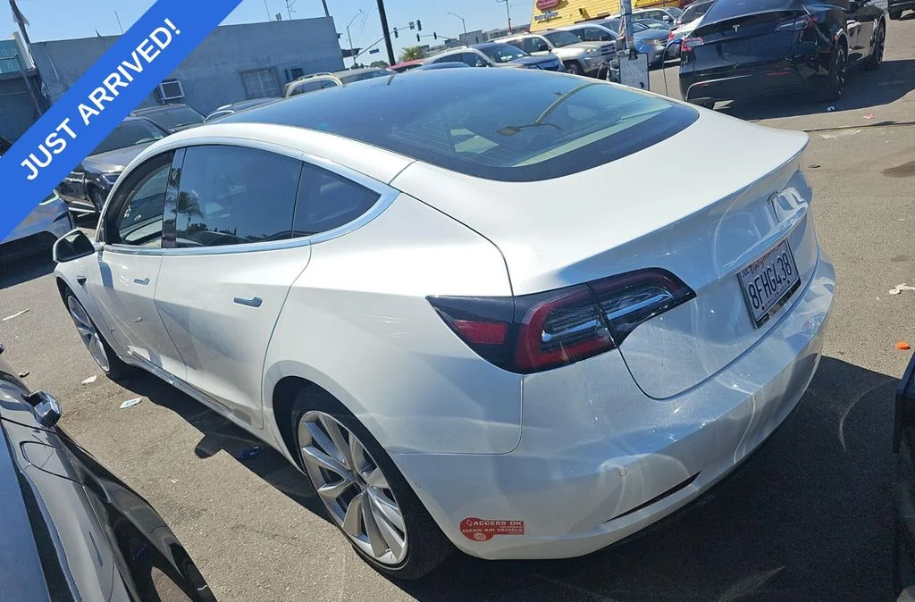 Used 2018 Pearl White Multi-Coat Tesla Long Range image 4