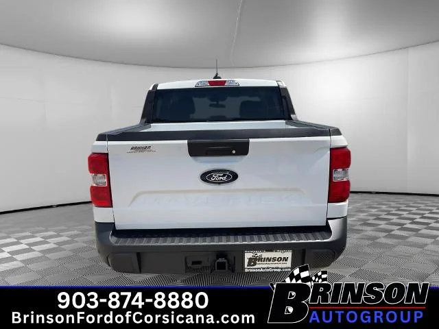 New 2026 Oxford White Ford XLT image 21