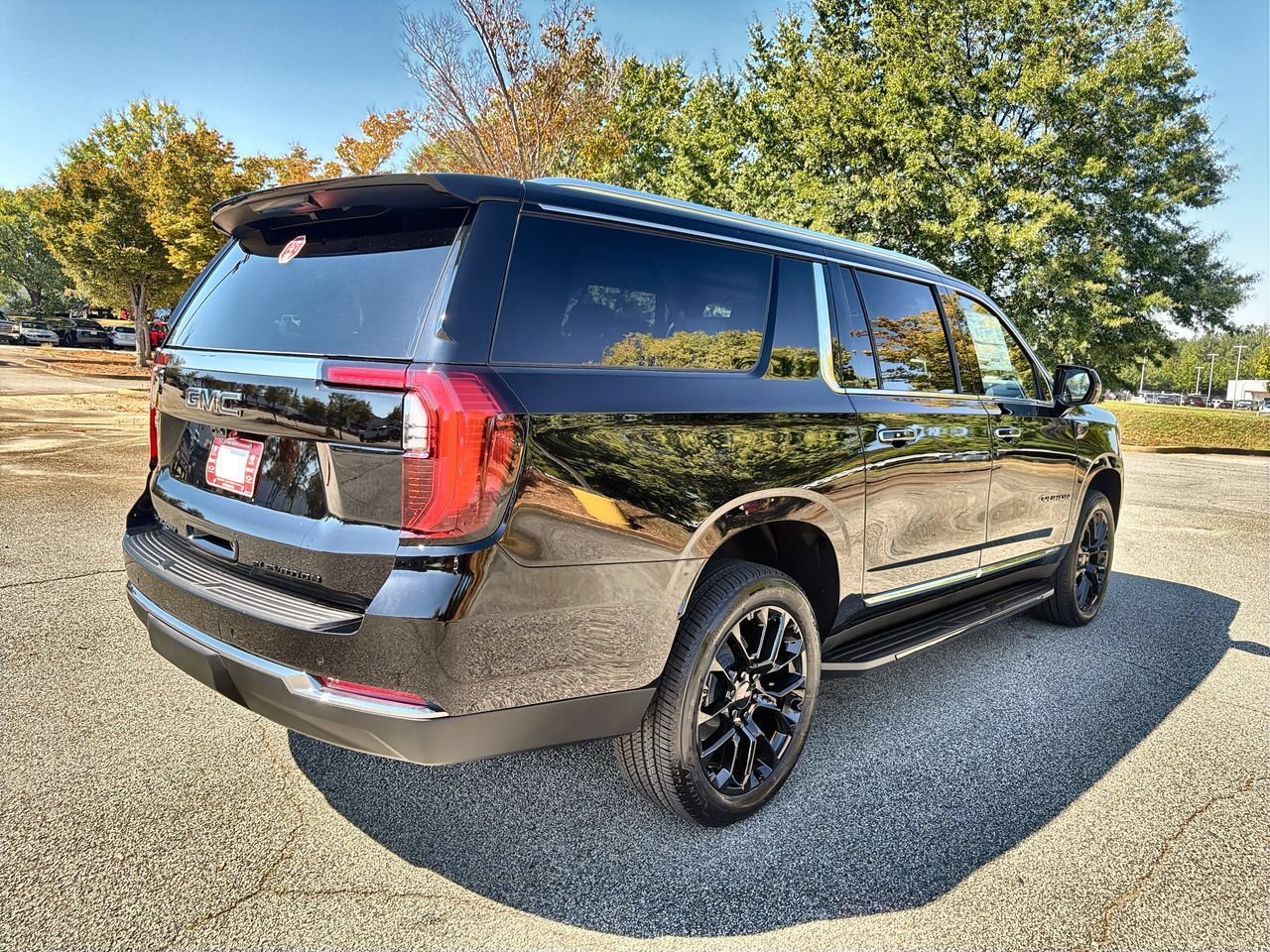 2026 GMC Yukon XL Elevation - Photo 8
