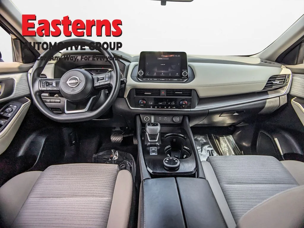 Used 2023 Black Nissan SV image 19