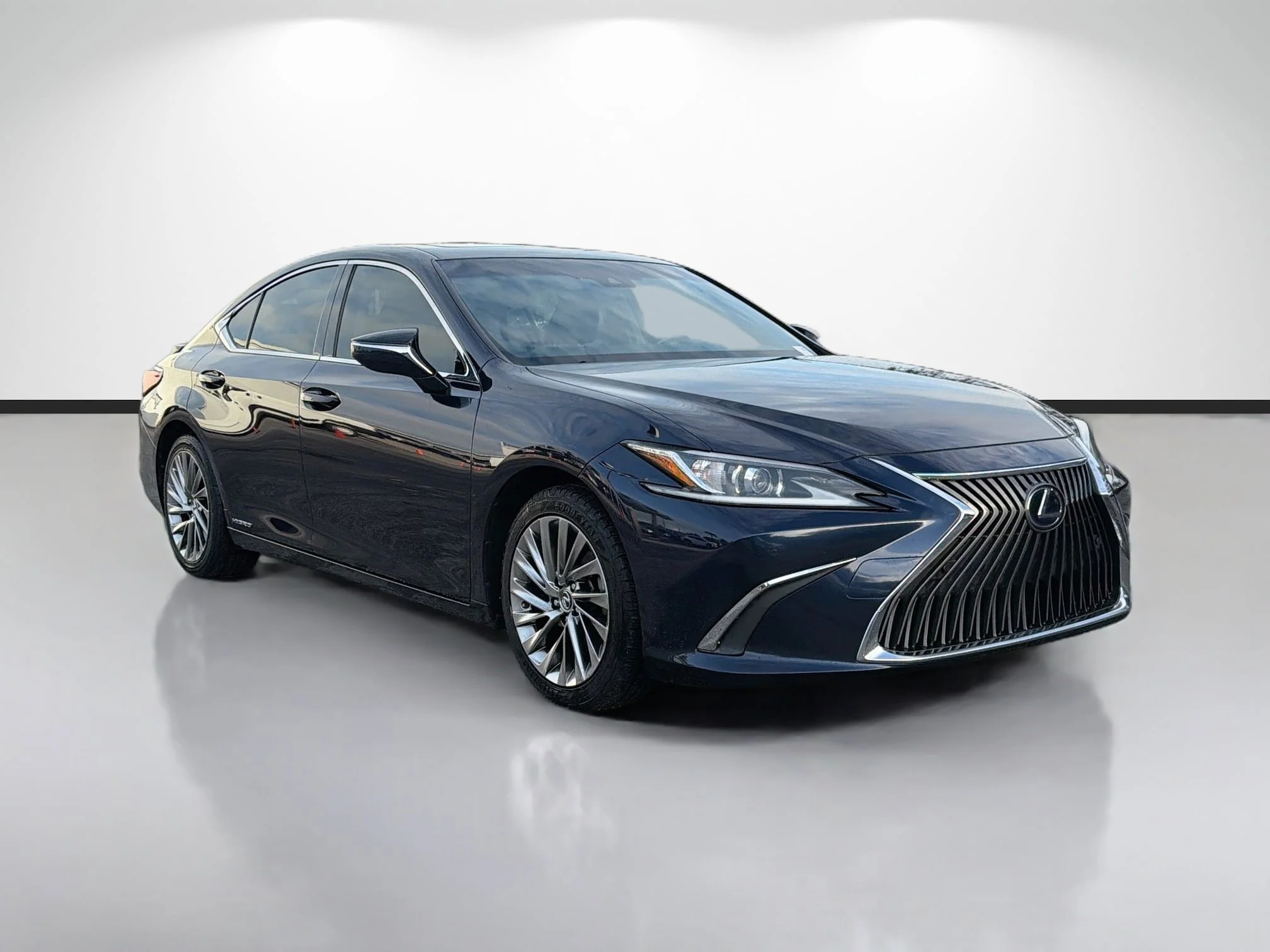 2019 Lexus ES Hybrid