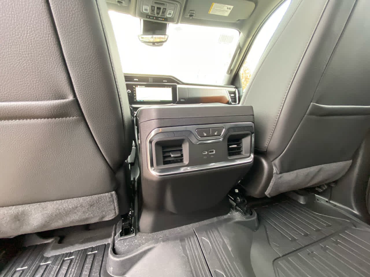 2026 GMC Sierra 2500HD Denali - Photo 29