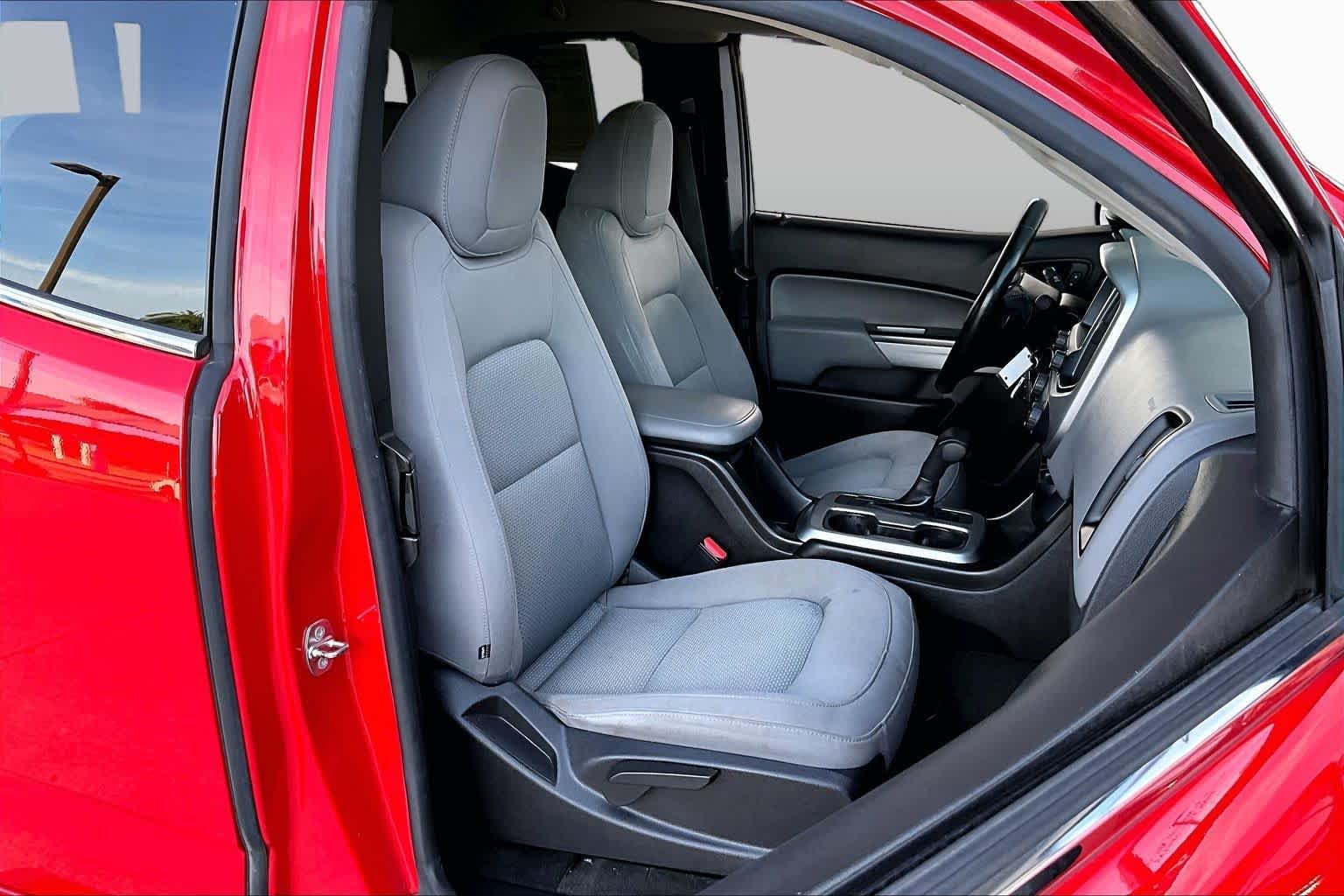 Used 2018 Red Hot Chevrolet 4WD LT image 9