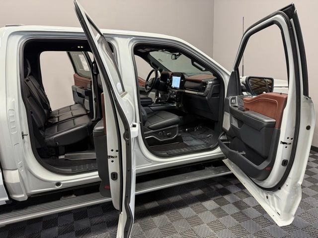 Certified Used 2023 Avalanche Ford Lariat image 22