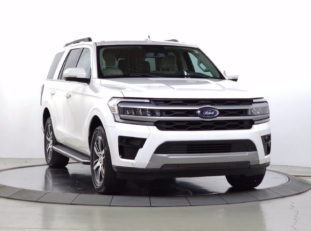 Used 2022 White Ford XLT image 11