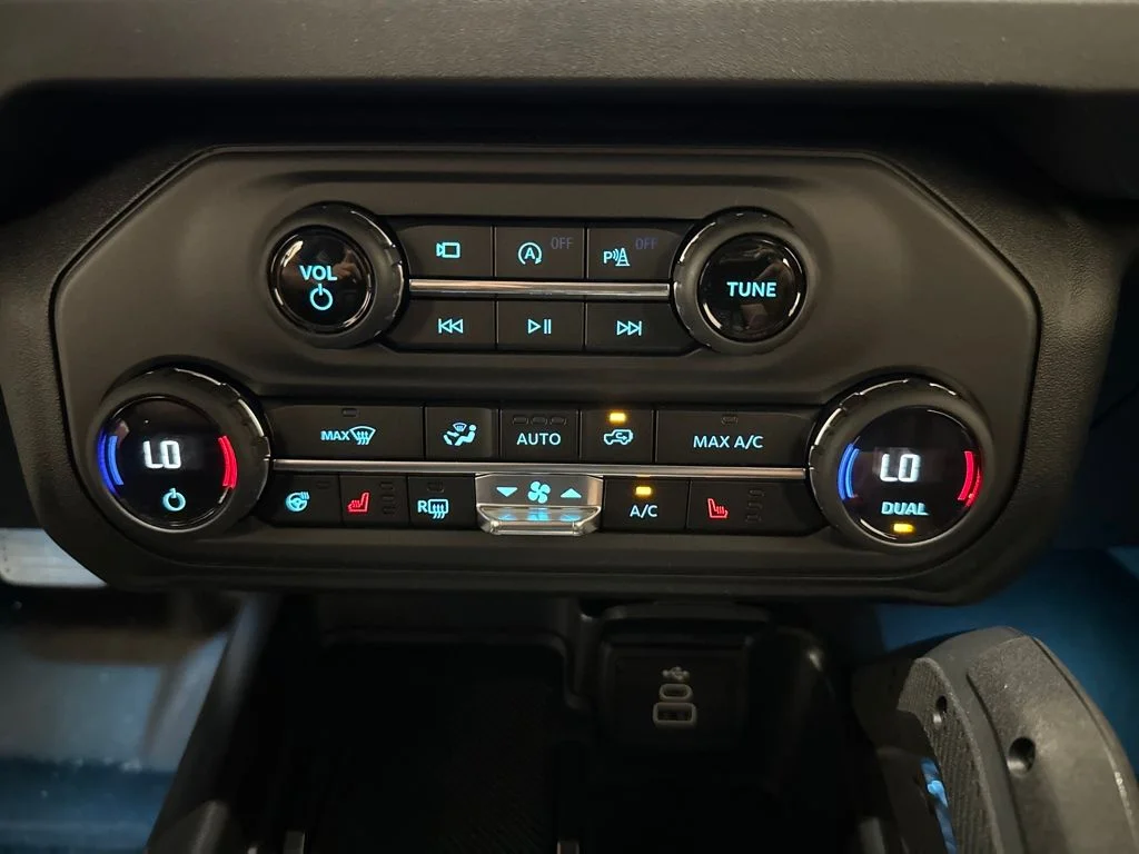 New 2026 Beige Ford Badlands image 33