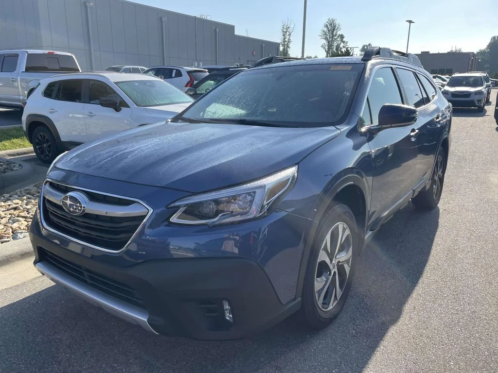 Used 2020 Abyss Blue Pearl Subaru Limited image 2