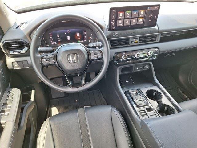 Used 2026 Crystal Black Pearl Honda RTL image 9