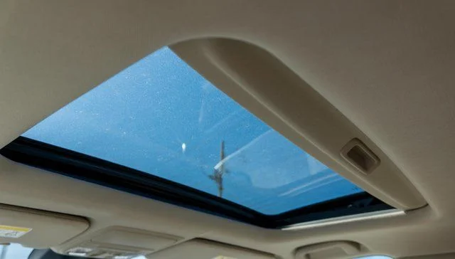 Used 2020  Honda EX image 12