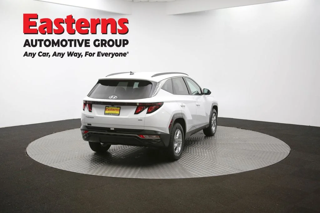 Used 2024 White Hyundai SEL image 39