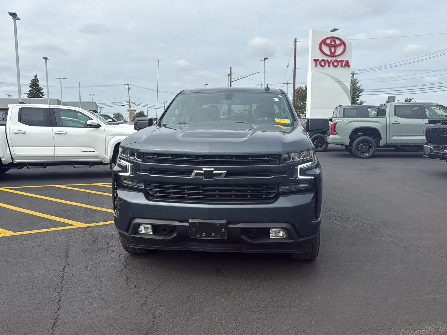 Used 2021 Shadow Gray Metallic Chevrolet RST image 8