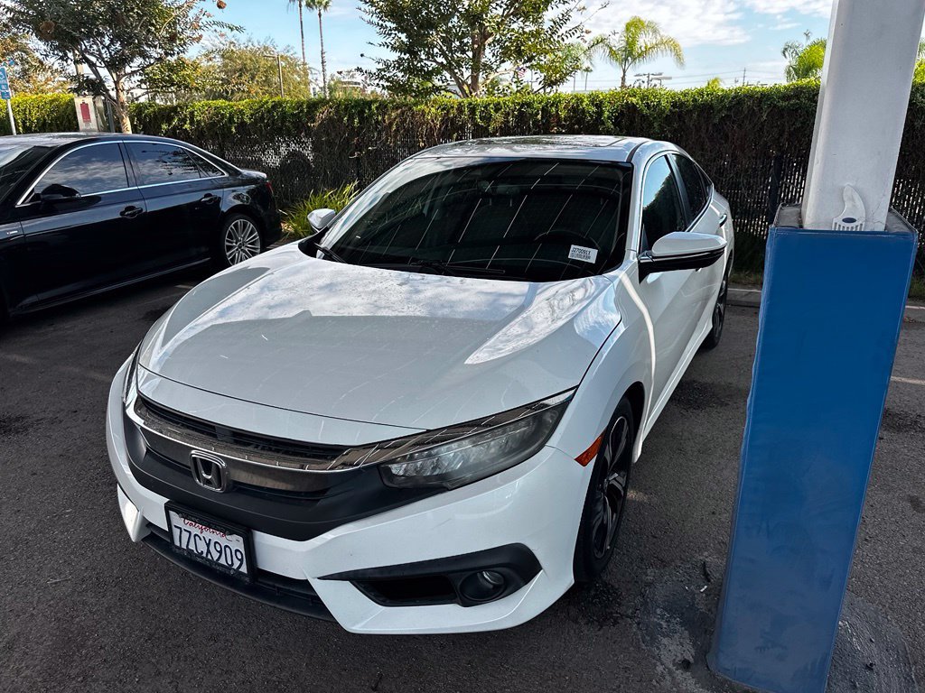 Used 2017 White Orchid Pearl Honda Touring image 14