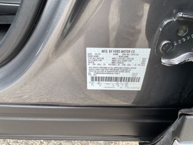 Used 2024 Gray Metallic Ford XLT image 31