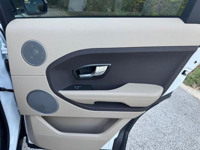 Used 2013 Fuji White Land Rover Pure image 15