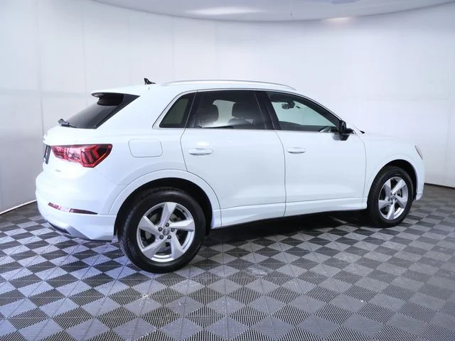 Used 2019  Audi 2.0T Premium image 8