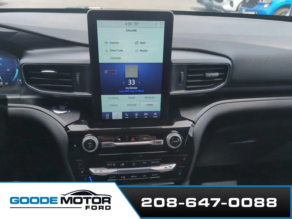 2023 Ford Explorer ST - Photo 14